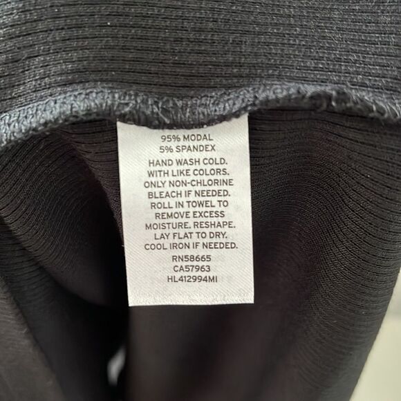 NWOT Chelsea28 Black Ribbed FITTED Midi Dress. Size Small - Picture 4 of 7